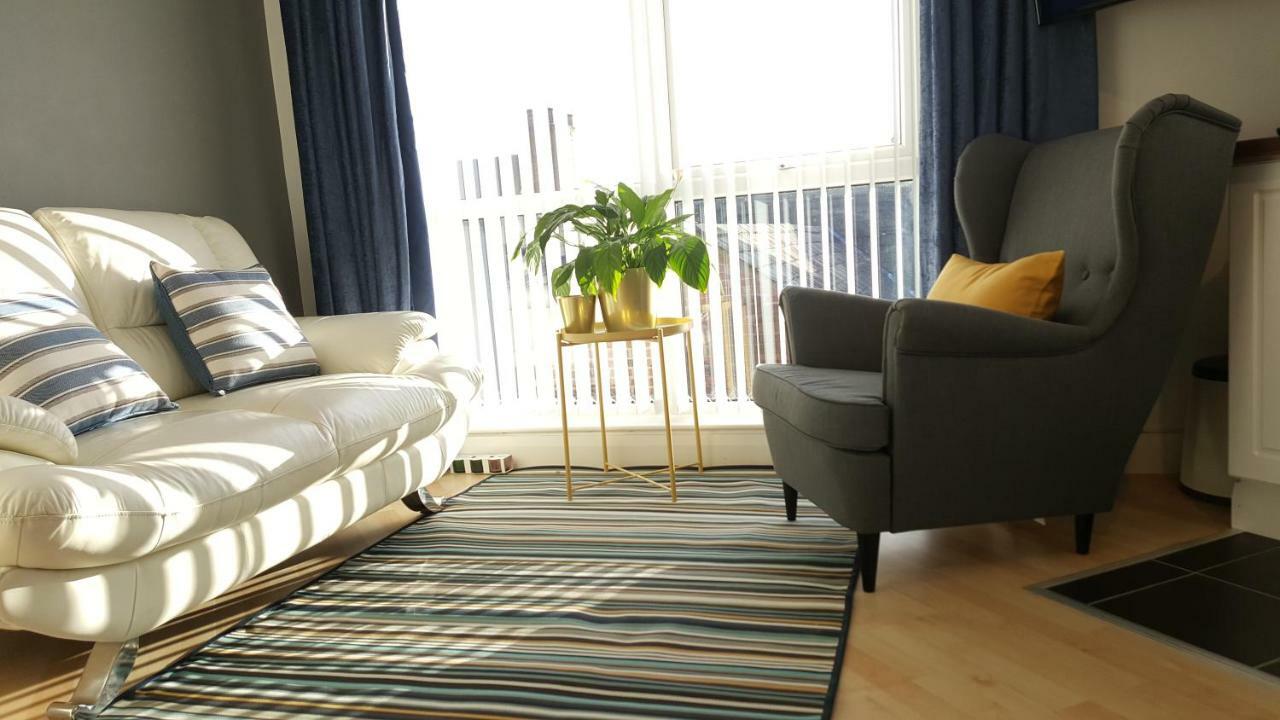 Queens Quarter Holiday Homes (Adults Only) Белфаст Экстерьер фото