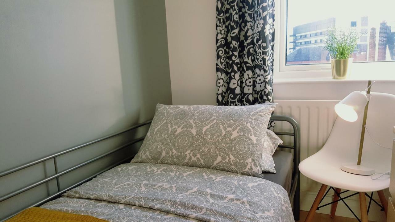 Queens Quarter Holiday Homes (Adults Only) Белфаст Экстерьер фото