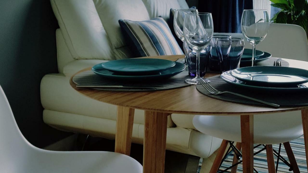 Queens Quarter Holiday Homes (Adults Only) Белфаст Экстерьер фото