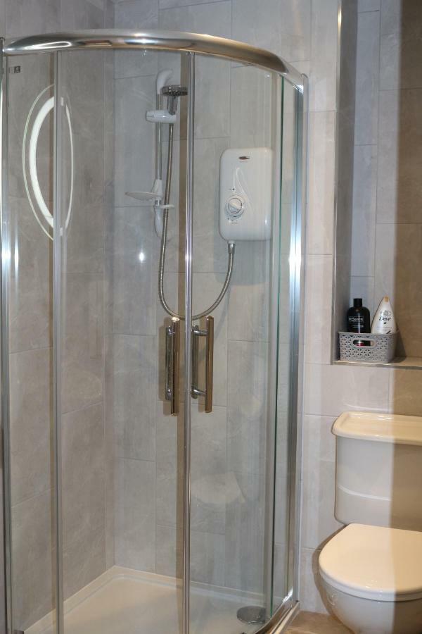 Queens Quarter Holiday Homes (Adults Only) Белфаст Экстерьер фото